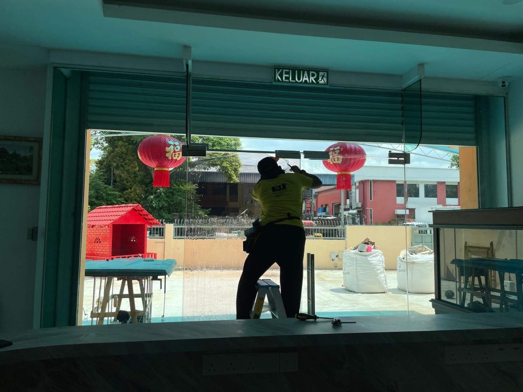 THE BEST GREAT DEAL WINDOW TINTING DENAI ALAM