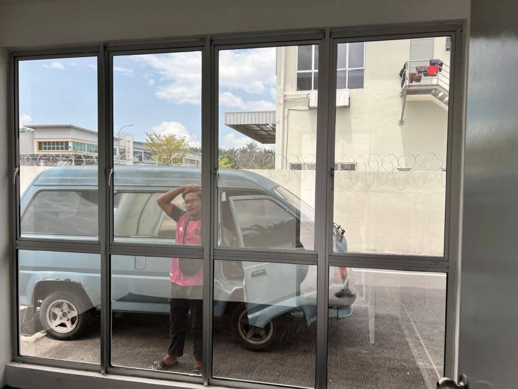 HOW TO GET FANTASTIC DEAL TINTED GLASS SUBANG BESTARI