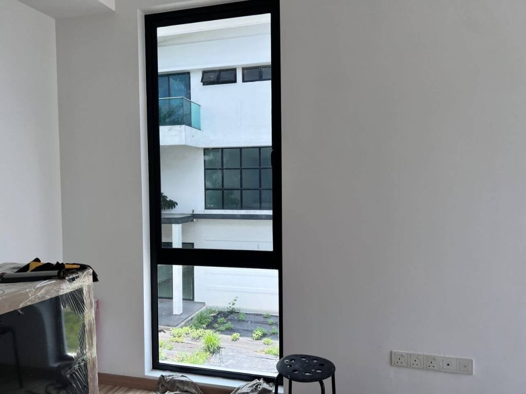 THE BEST FIND OUT TINTED HOUSE BUKIT JELUTONG