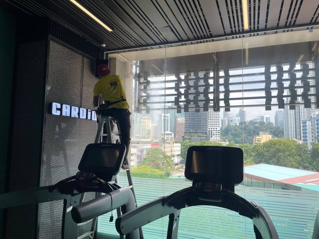 HOW TO FIND THE BEST DEAL TINTED BUILDING SETIA ALAM