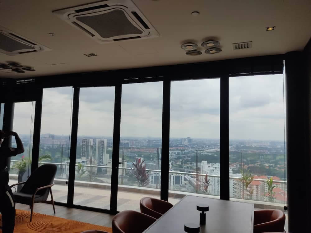 HOW TO FIND THE BEST DEAL TINTED BUILDING BUKIT KEMUNING