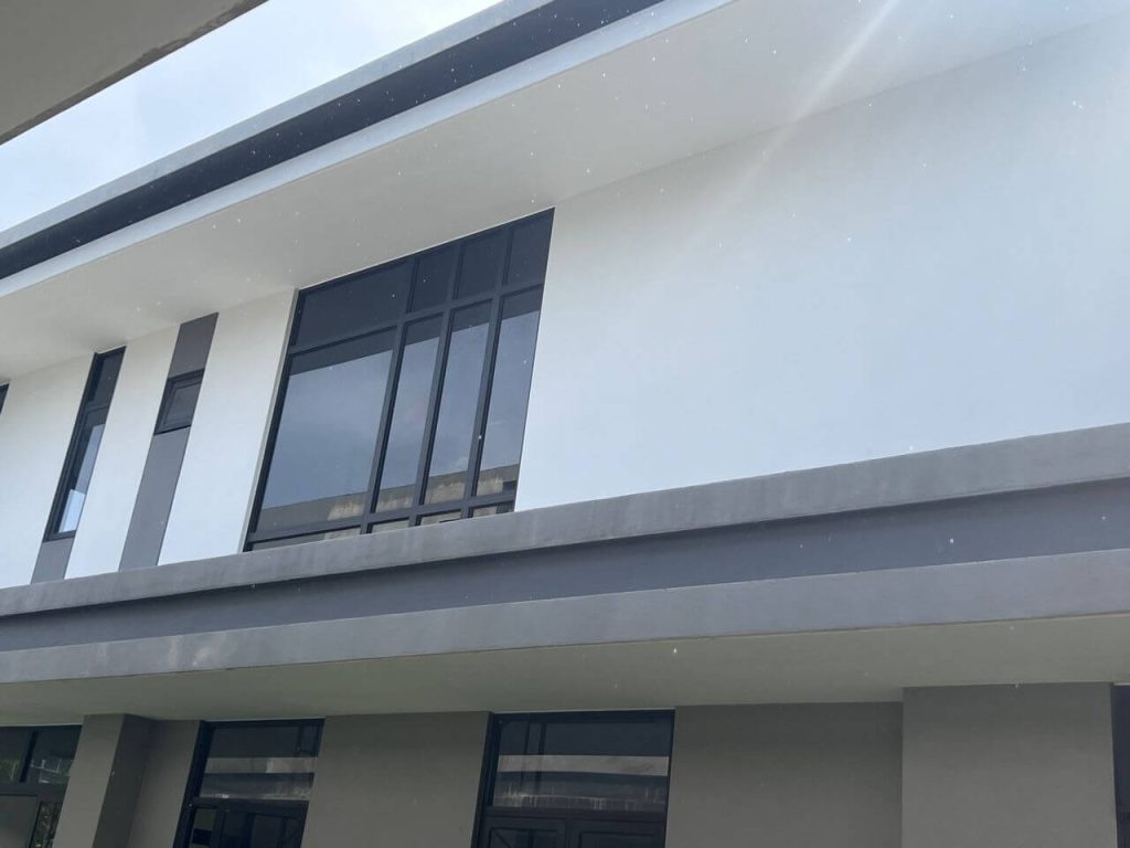 HOW TO FIND THE BEST TINTED BUILDING TAMAN SUBANG PERDANA