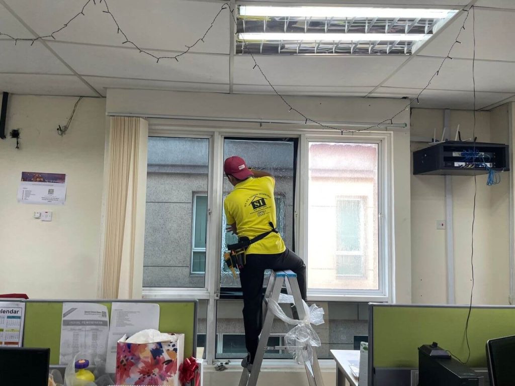 HOW TO GET FANTASTIC DEAL TINTED GLASS SETIA ALAM