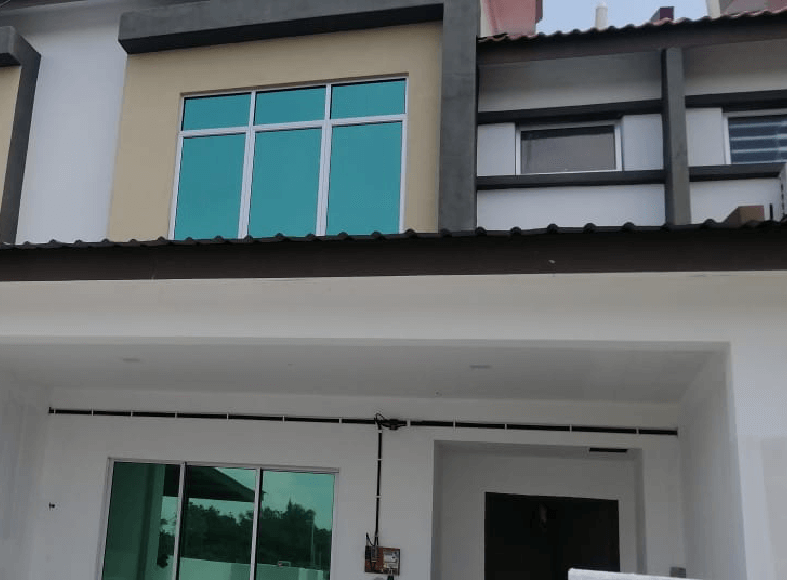THE BEST QUALITY TINTED HOUSE TAMAN BUNGA NEGARA