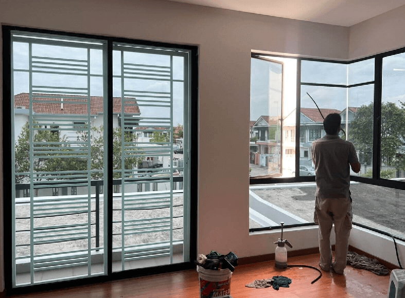 THE BEST EXPERT ADVISE TINTED BUILDING KAMPUNG LOMBONG