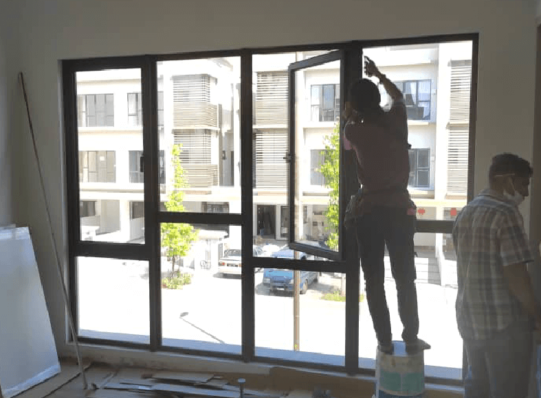 THE BEST EXPERT TINTED BUILDING ALAM IMPIAN