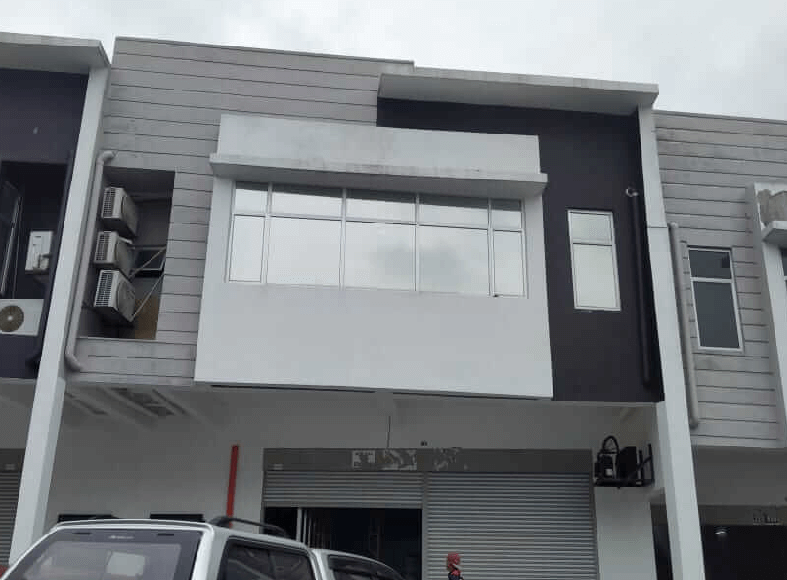 THE BEST ULTIMATE TINTED WINDOW FILM TTDI JAYA