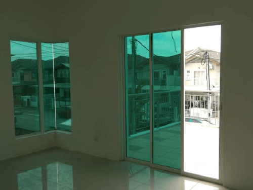 TINTED GLASS WINDOW FILM STICKER KAMPUNG BARU HICOM