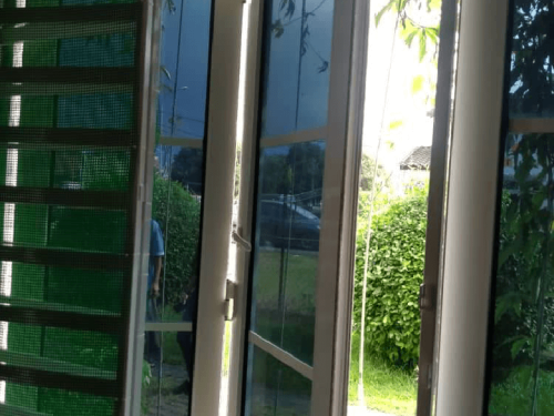 TINTED GLASS WINDOW FILM STICKER ALAM IMPIAN