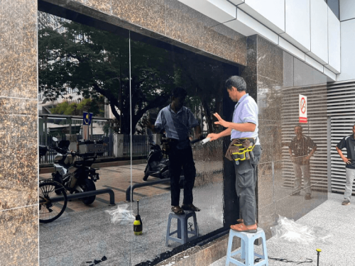 TINTED GLASS WINDOW FILM STICKER KEMUNING UTAMA