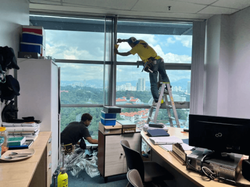 TINTED GLASS WINDOW FILM STICKER PUNCAK ALAM