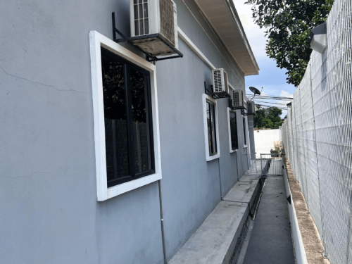 TINTED GLASS WINDOW FILM STICKER KAMPUNG LOMBONG