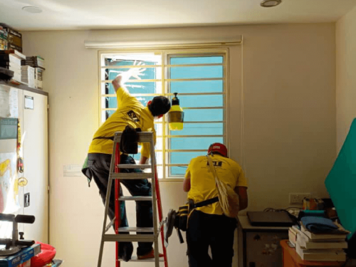 TINTED GLASS WINDOW FILM STICKER KAMPUNG BARU HICOM