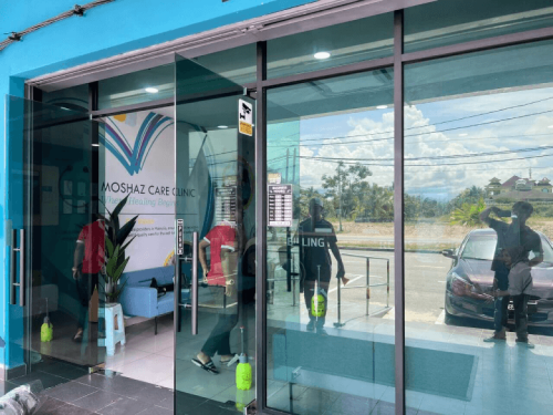 TINTED GLASS WINDOW FILM STICKER GLENMARIE