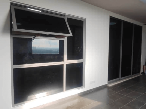 TINTED GLASS WINDOW FILM STICKER TAMAN BUKIT SUBANG