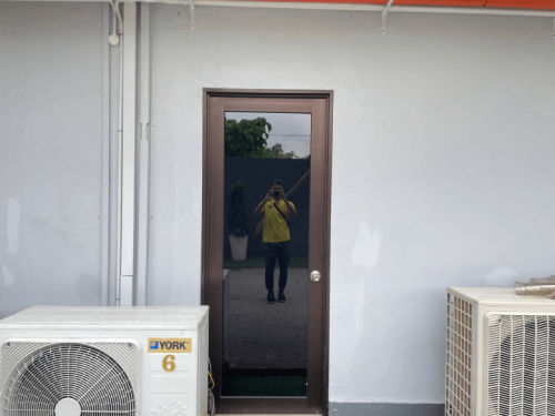 TINTED GLASS WINDOW FILM STICKER KAMPUNG BARU SUBANG
