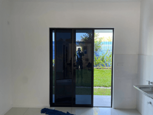 TINTED GLASS WINDOW FILM STICKER BATU TIGA