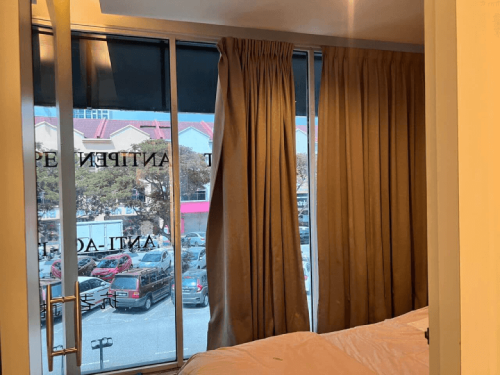 TINTED GLASS WINDOW FILM STICKER BANDAR PINGGIRAN SUBANG